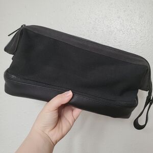 Beis Dopp Kit toiletry bag